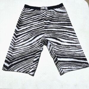 Bike Shorts . Size: Large . {42-44} . Las Vegas Raiders . Zuma